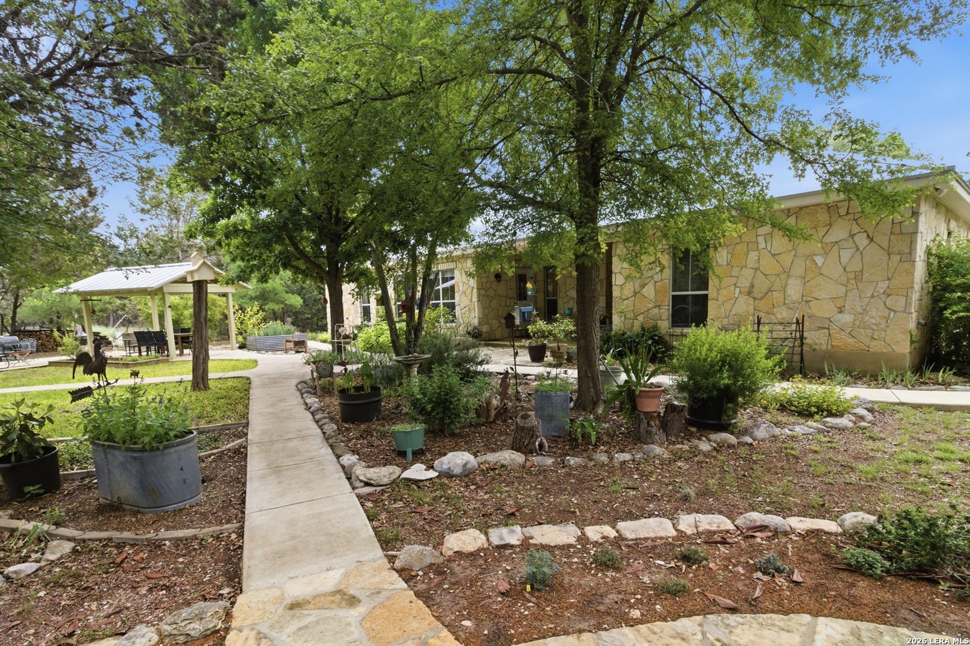 707 Oakridge Ln, PIPE_CREEK, TX, 78063