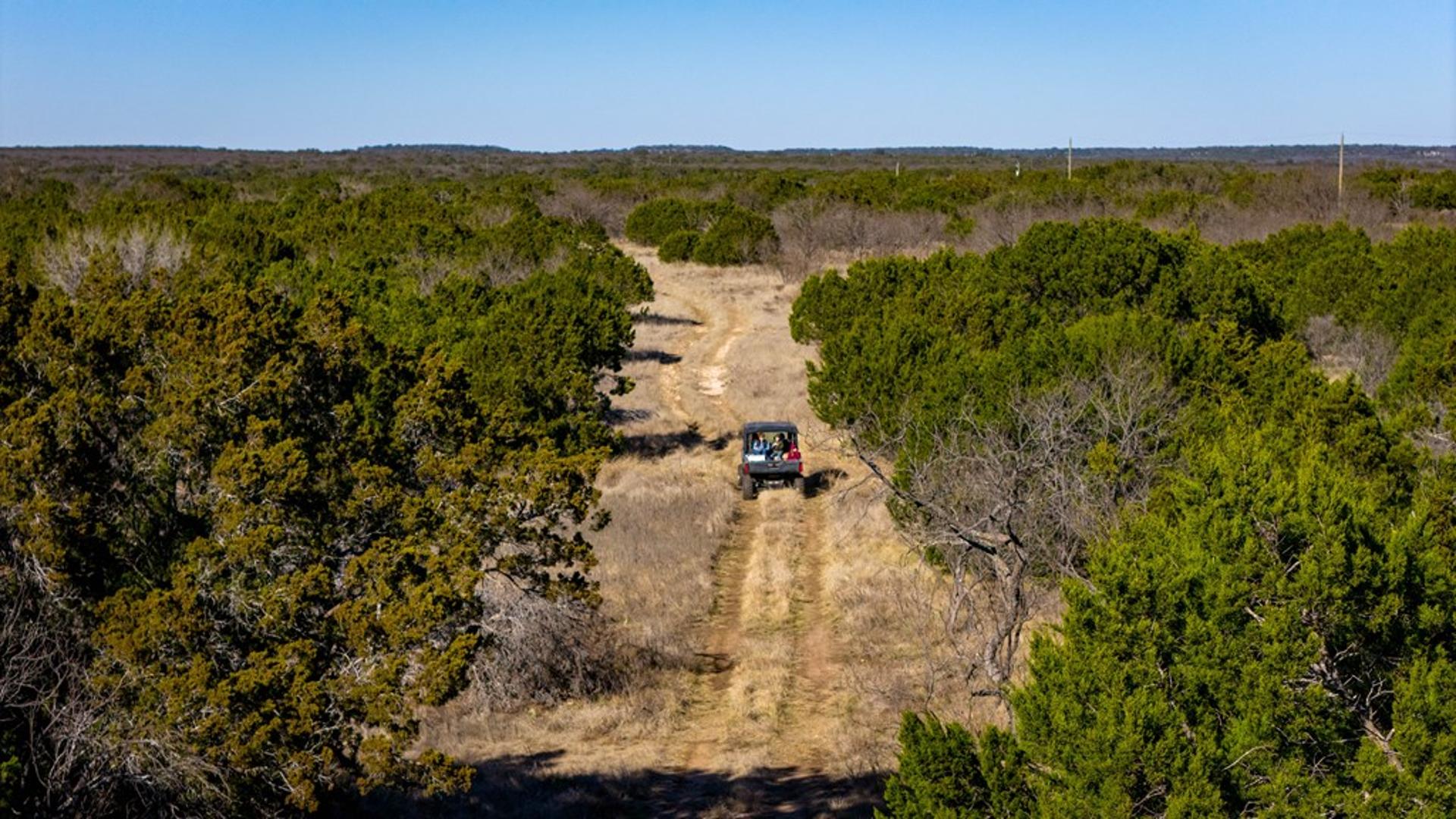 1774 Shafer Ln, Hext, TX, 76848