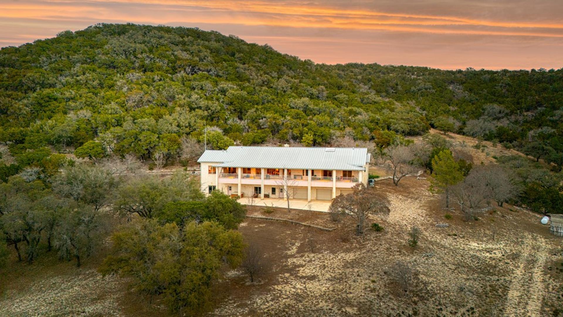 18954 Hwy 16, Medina, TX, 78055