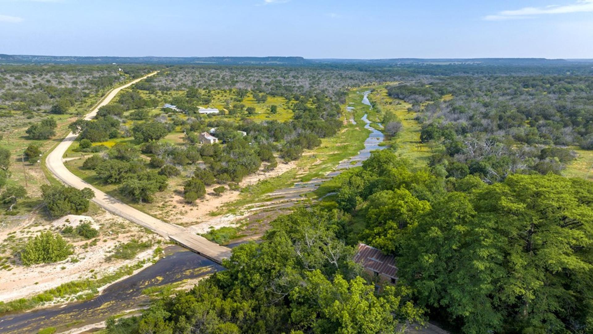 2937 Langes Mill Rd, Doss, TX, 78618