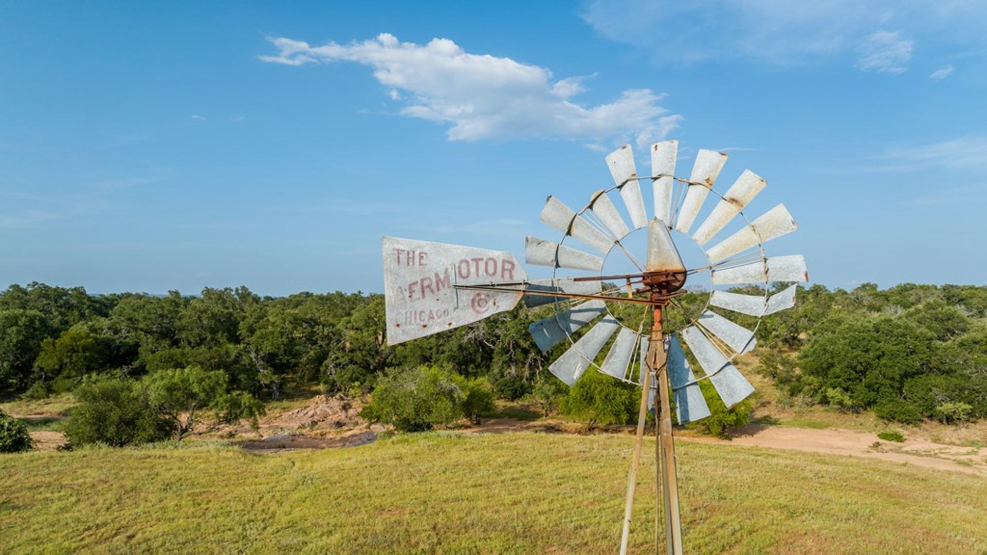 2300 Ranch Rd 2323, Llano, TX, 78643