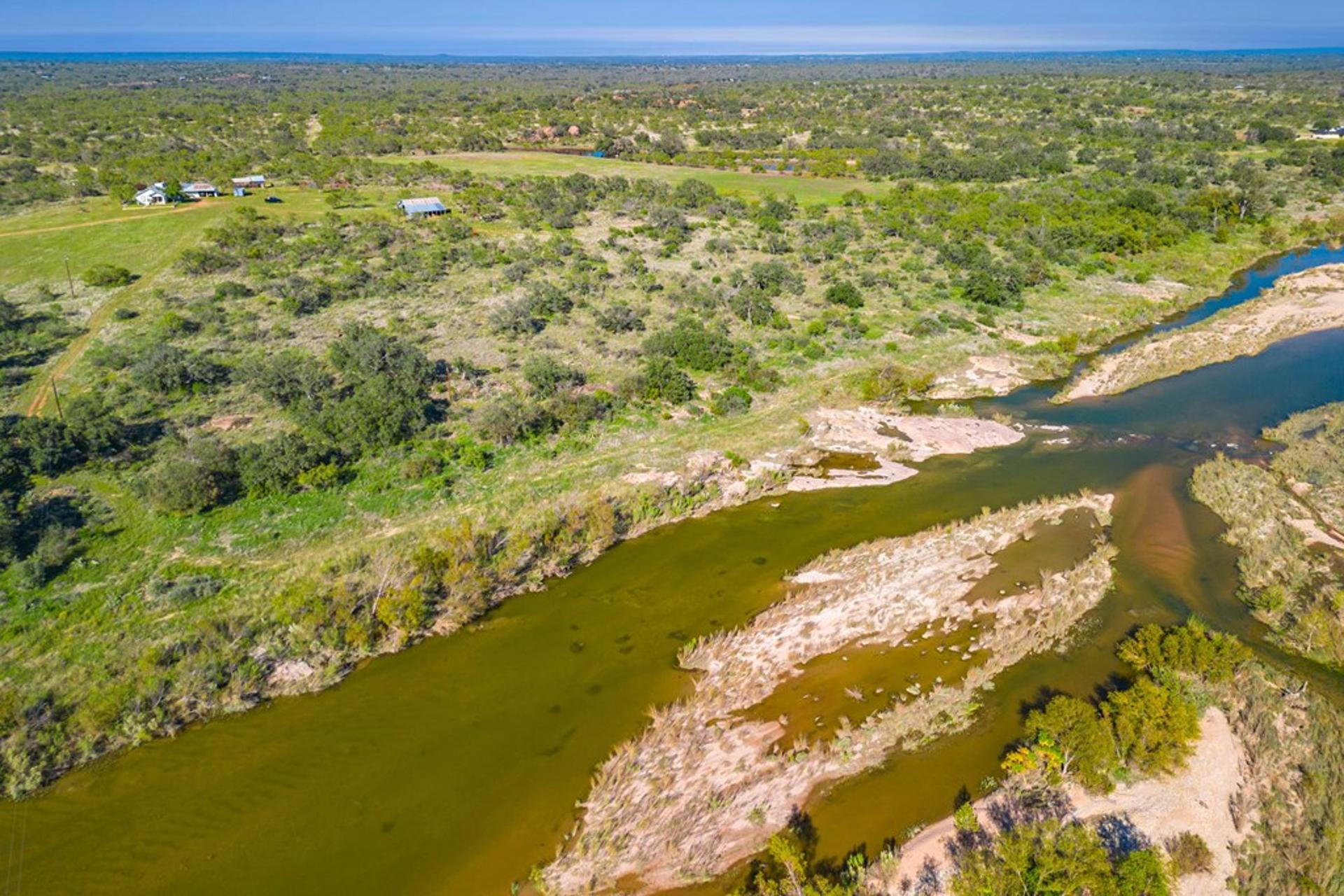 000 County Rd 102, Llano, TX, 78643