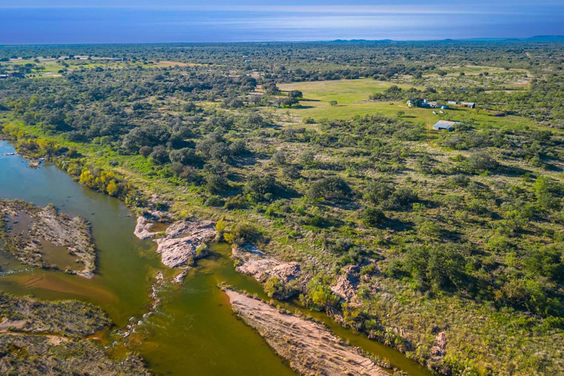 000 County Rd 102, Llano, TX, 78643