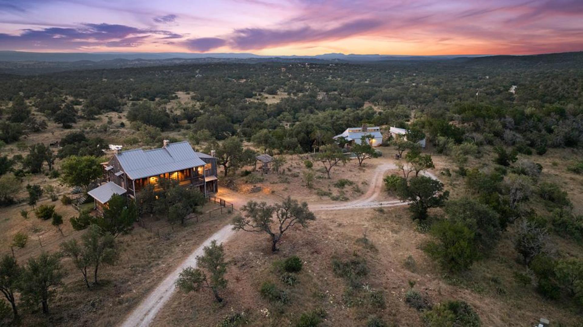 3503 Althaus-Davis Rd, Fredericksburg, TX, 78624