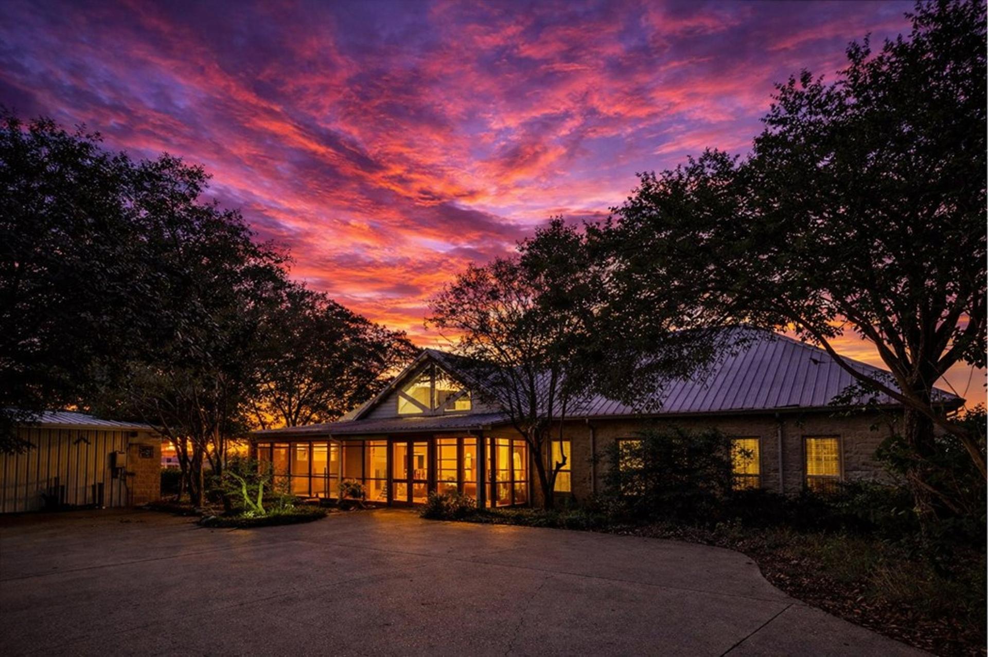 1179 FM 813, Palmer, TX, 75152
