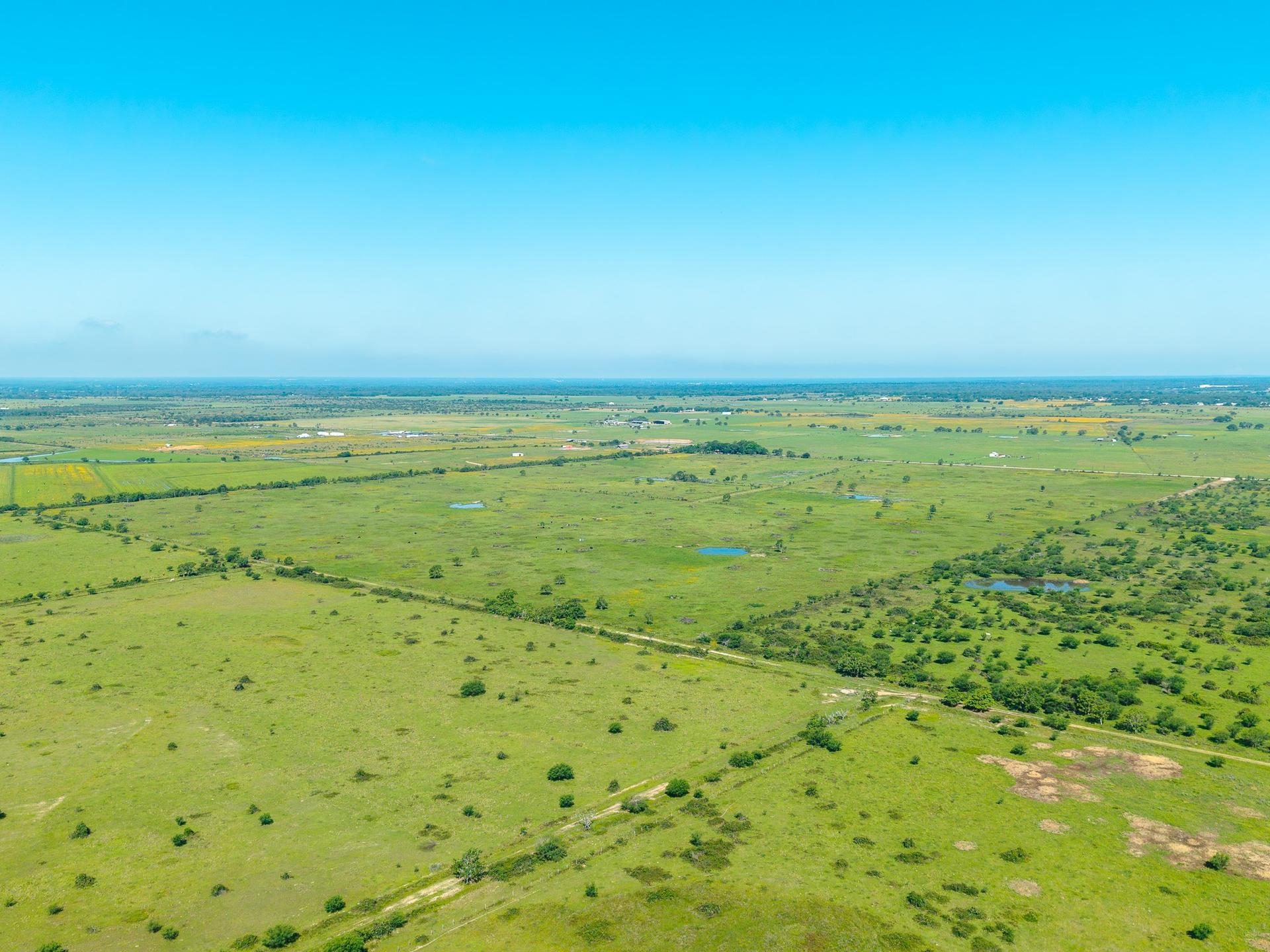 1929 FM 2761, Cat Spring, TX, 78933