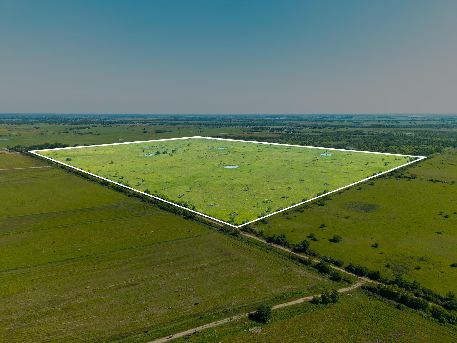 1929 FM 2761, Cat Spring, TX, 78933