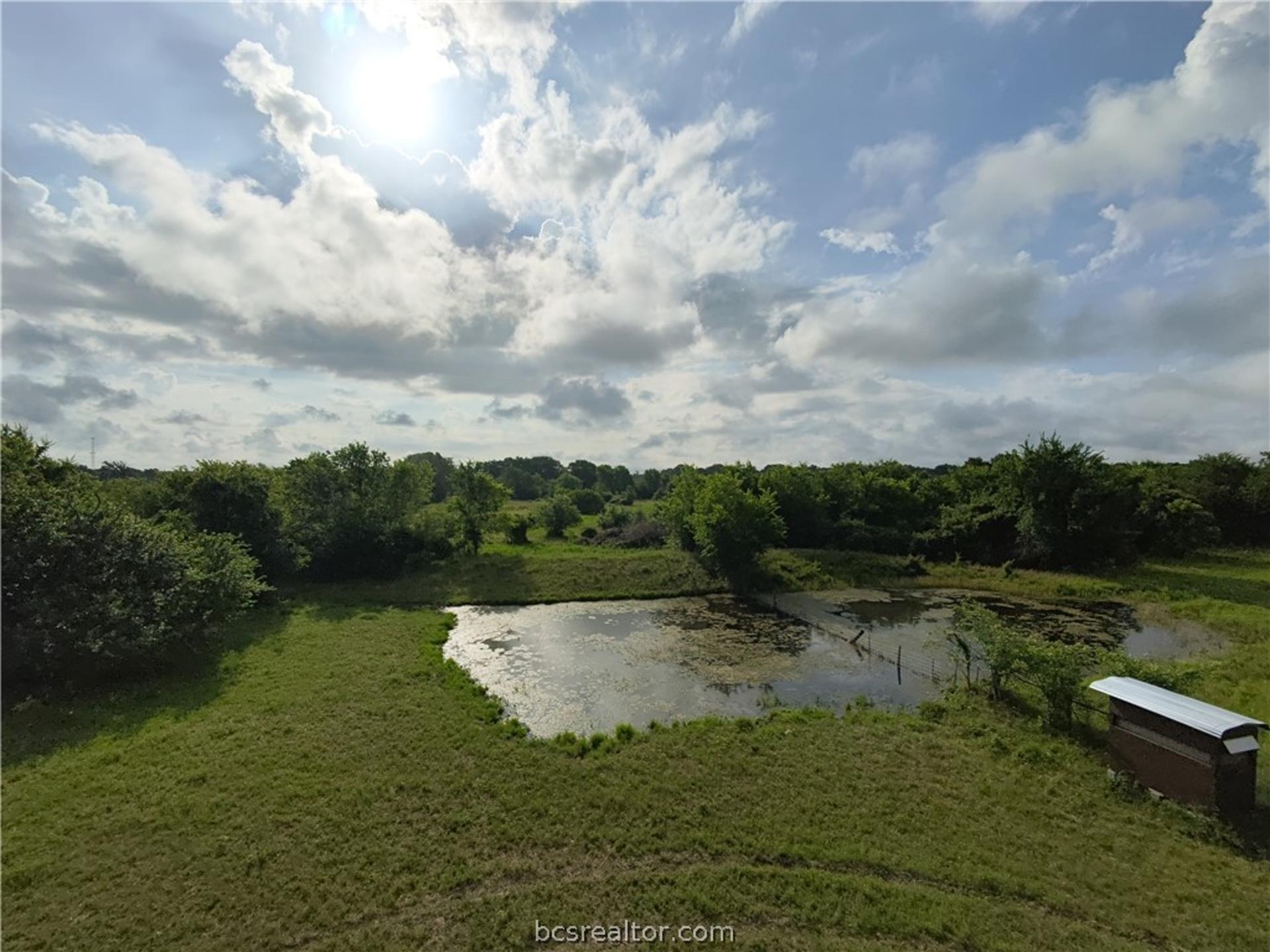 415 Veterans Memorial Dr, Navasota, TX, 77868