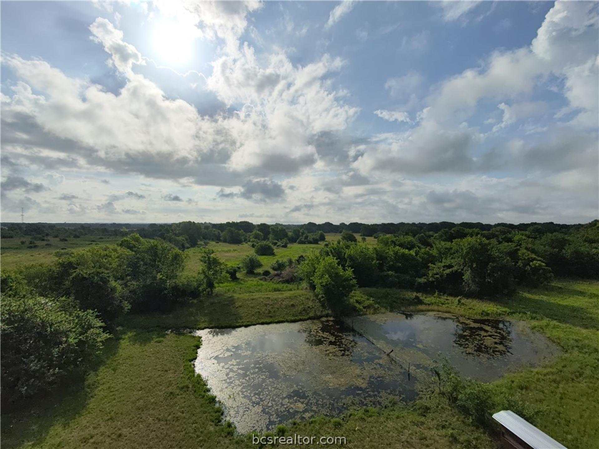 415 Veterans Memorial Dr, Navasota, TX, 77868