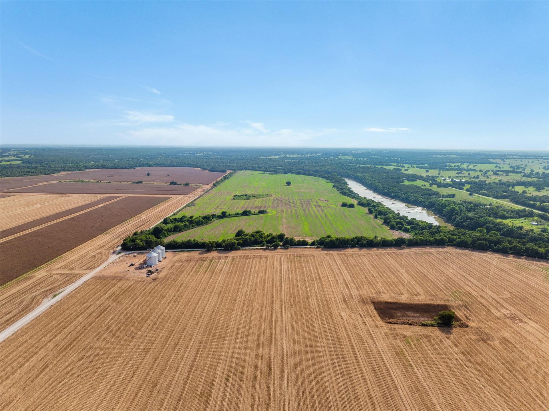 212 AC Black Bridge Road, Calvert, TX, 77837