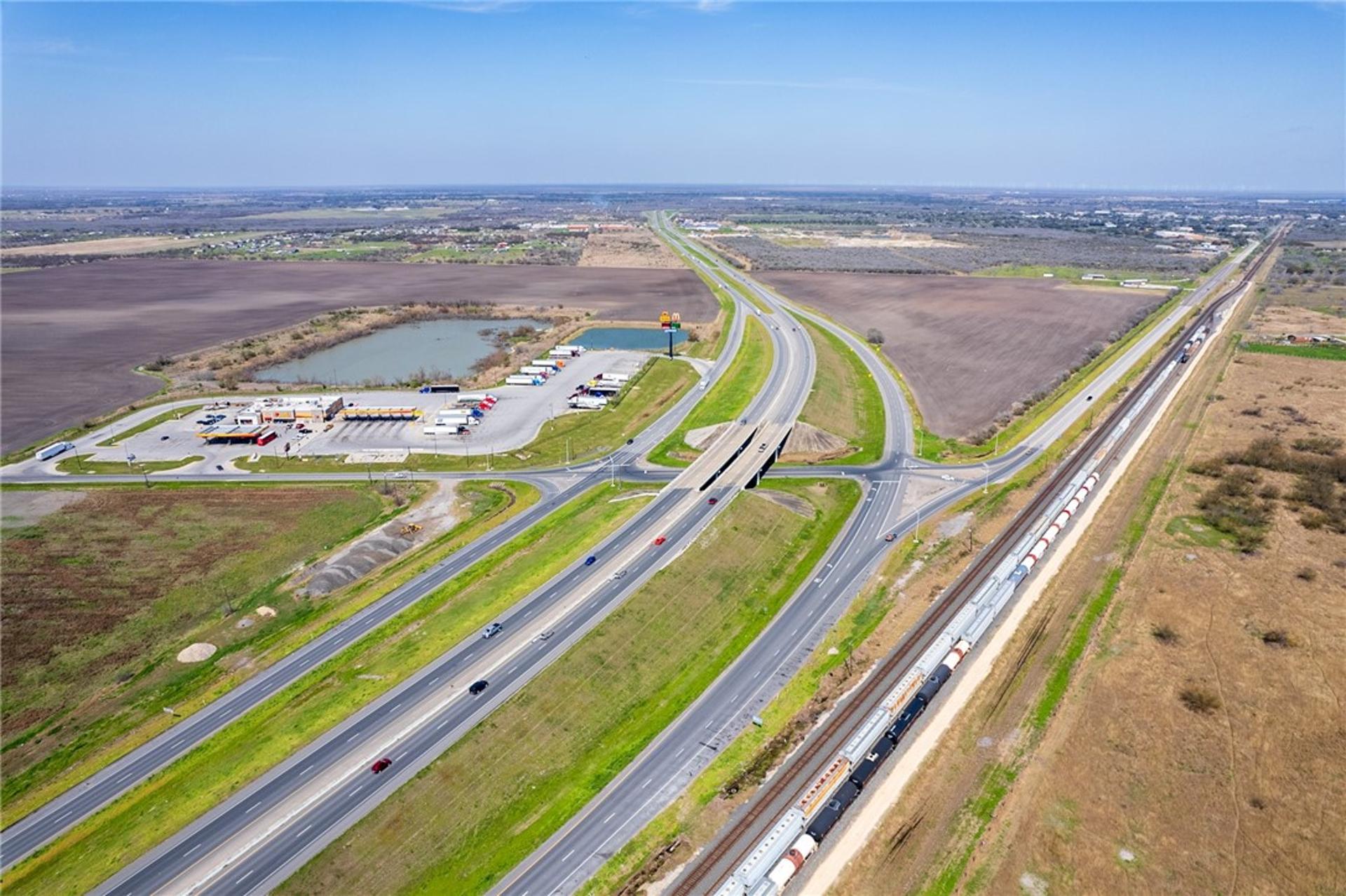 0 US 77/CR 1196, Sinton, TX, 78387