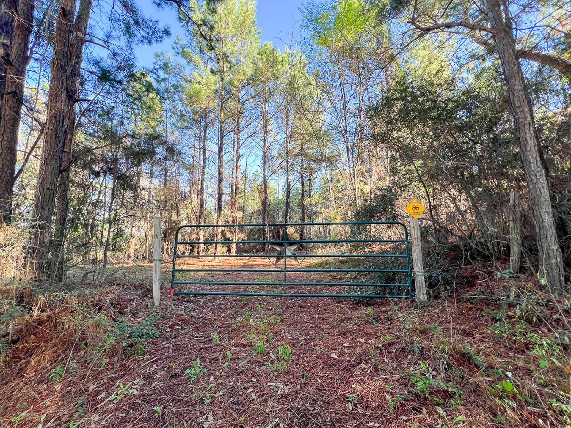 1 Bishop Road, Huntsville, TX, 77320