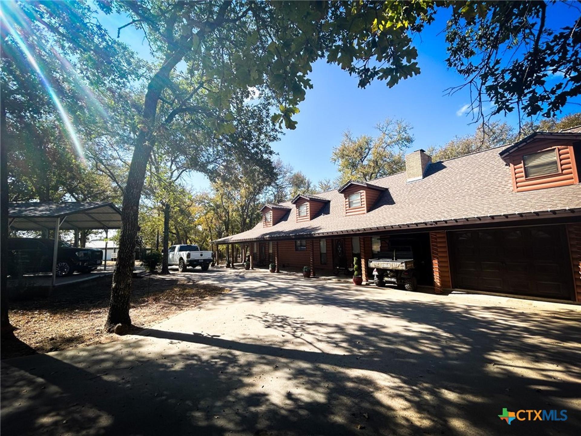 295 Goetz Rd, Cameron, TX, 76520
