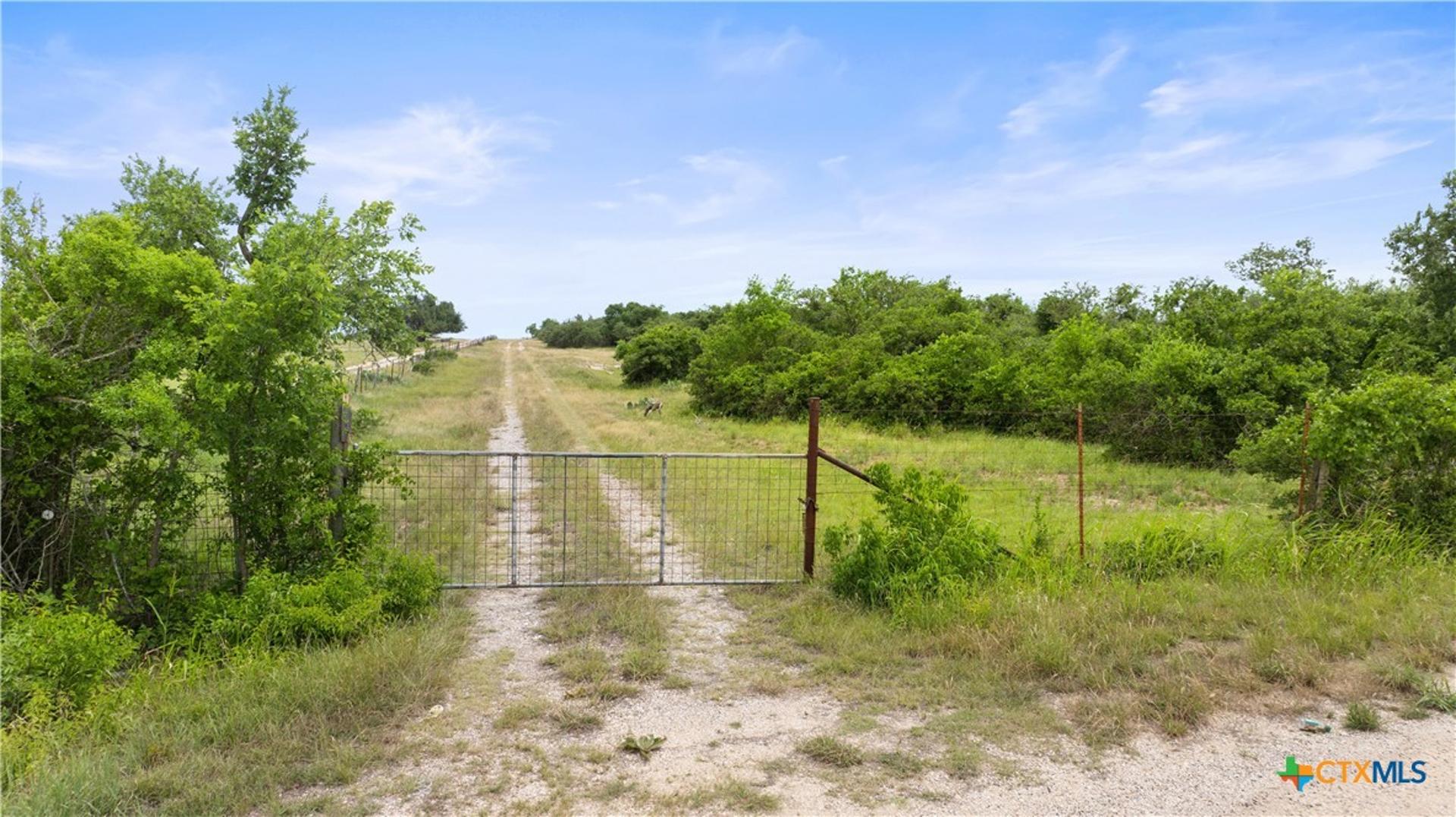 3049 Reservation, Harper, TX, 78631