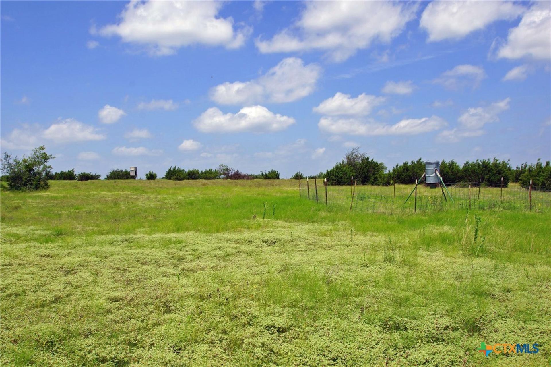 2002 County Road 276, Bertram, TX, 78605