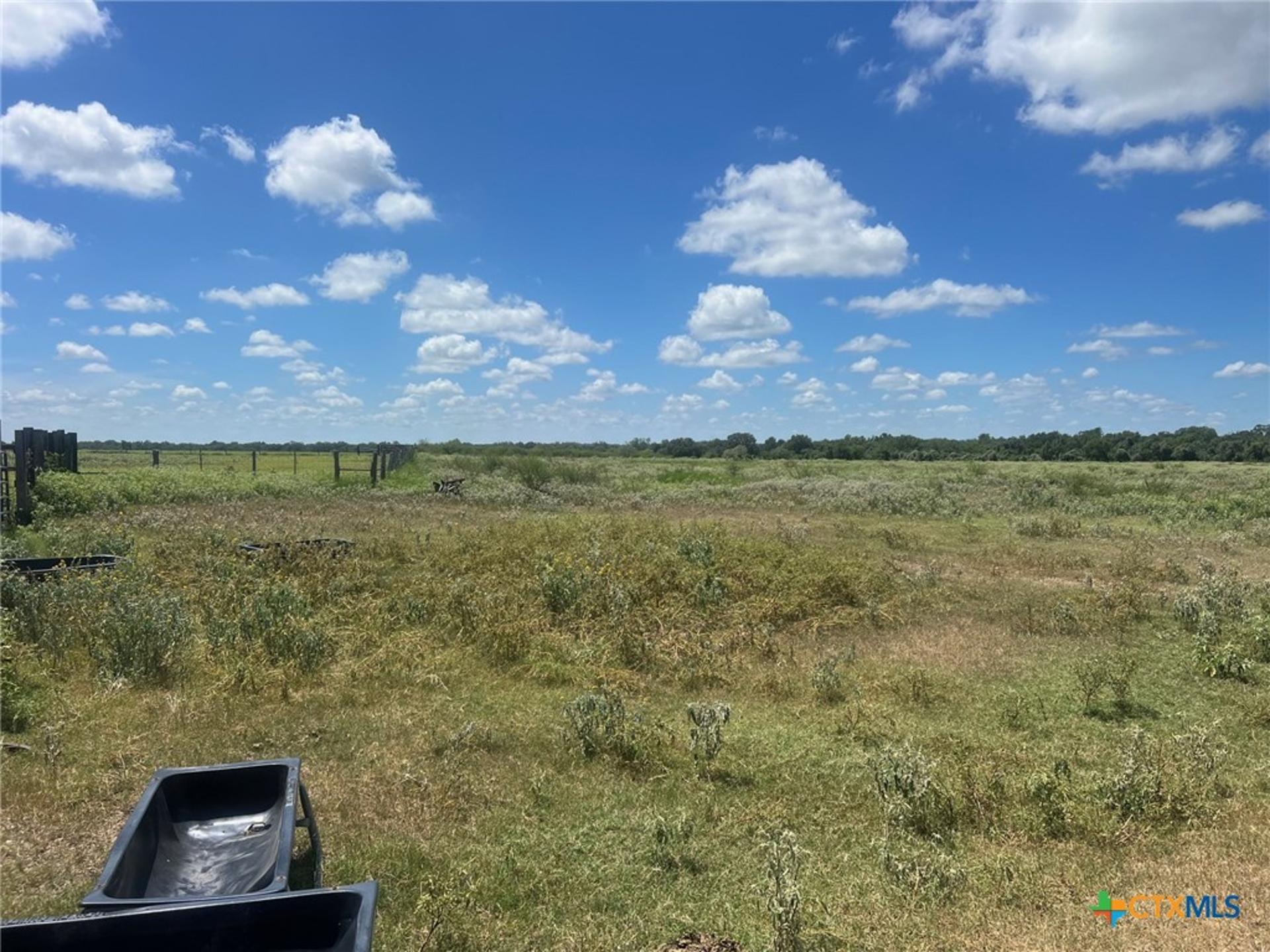 00 CR 427/PVT 4001, TX, 77987