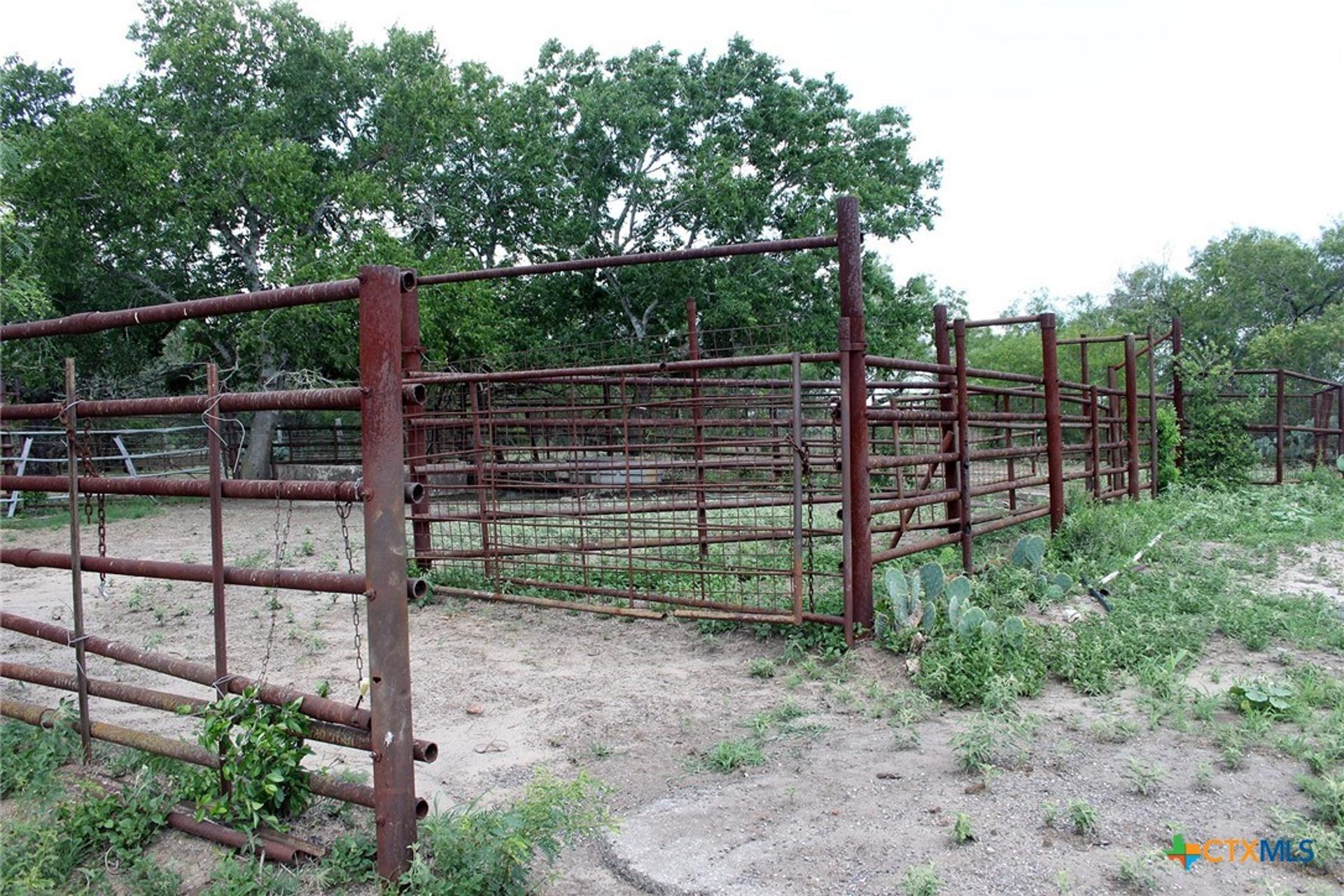 9411 Fm-86, Lockhart, TX, 78644