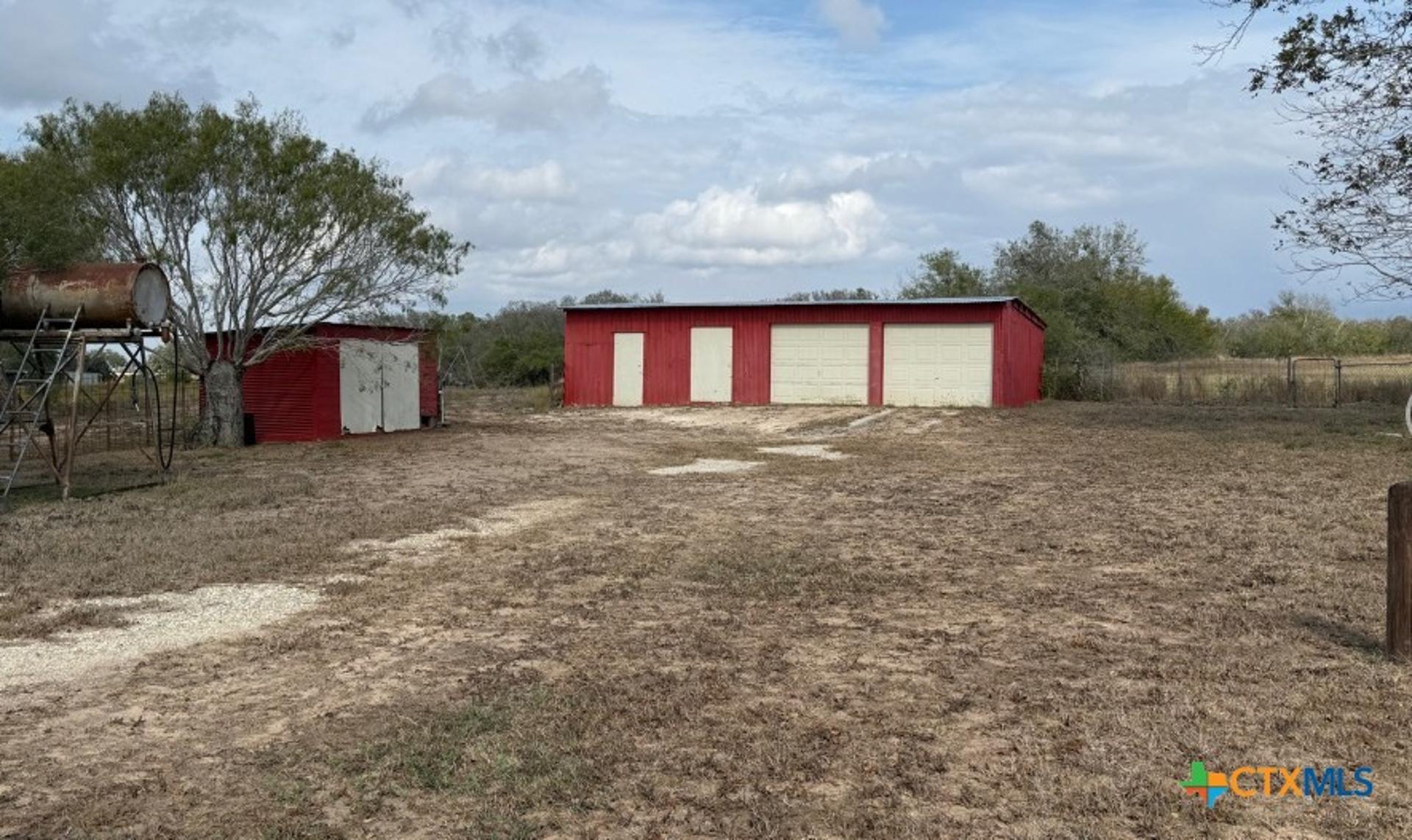4689 County Road 302, Runge, TX, 78151