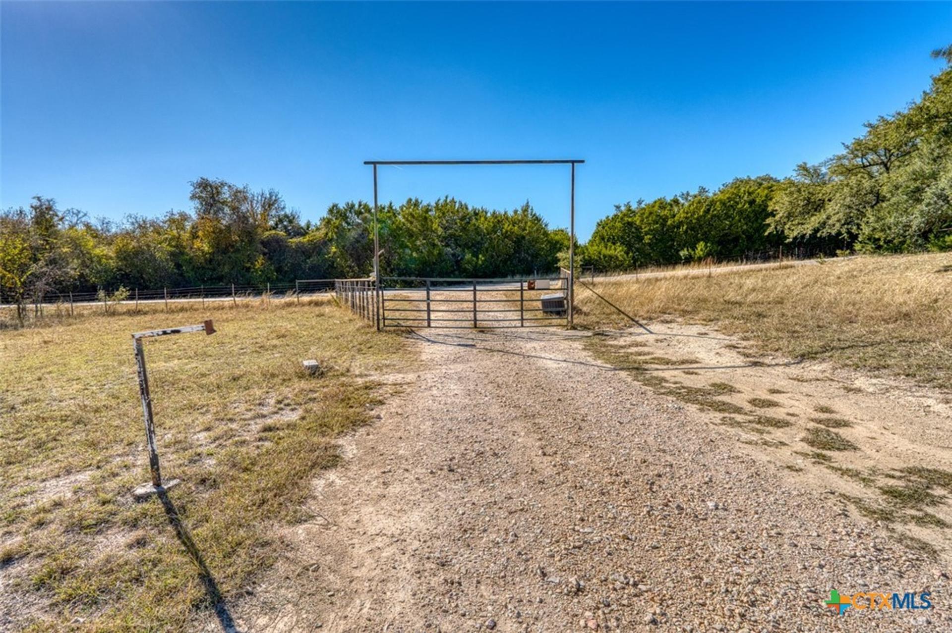 20949 Firefly, Florence, TX, 76527