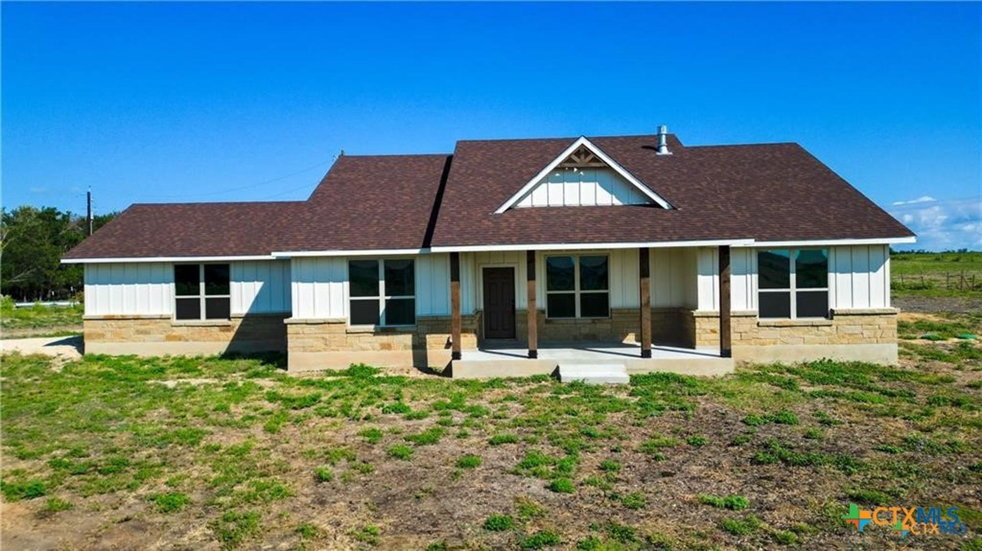 555 and 559 Bylerpool, Kingsbury, TX, 78638