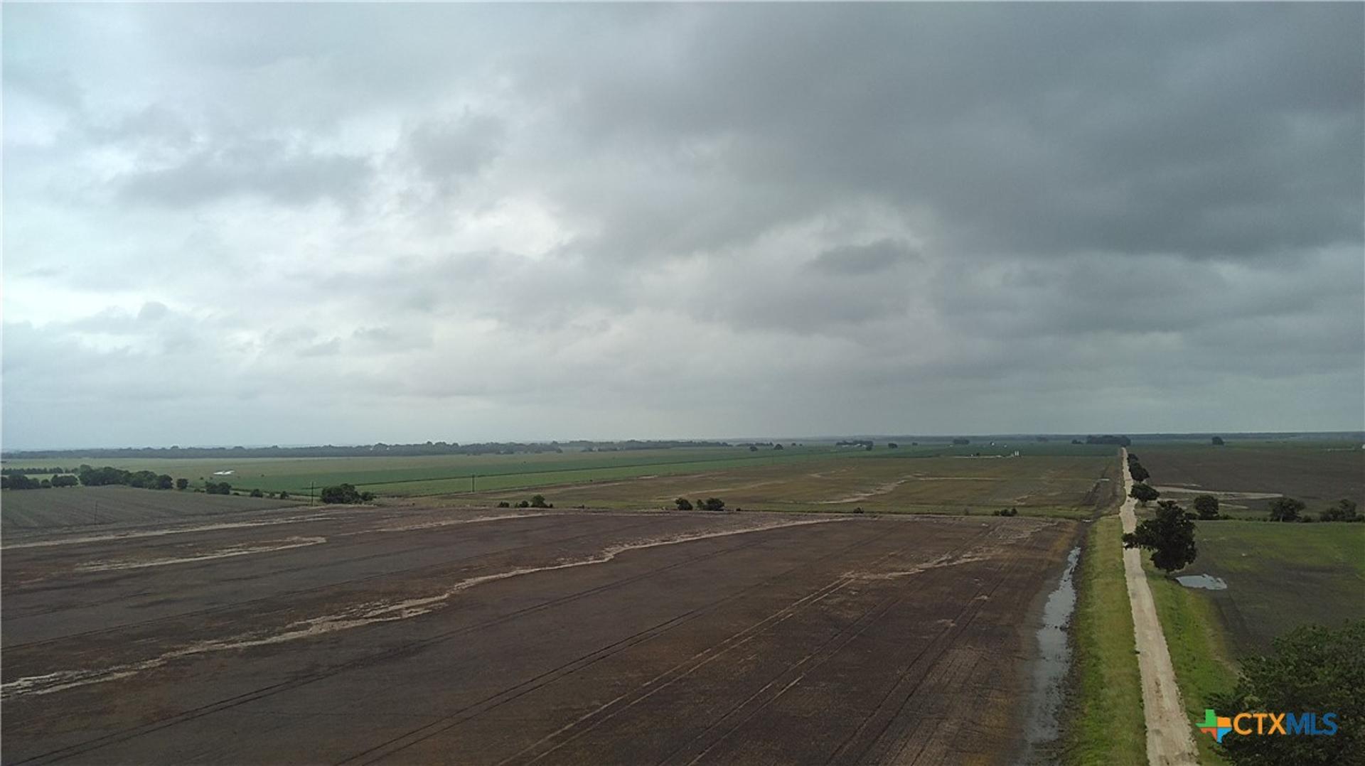 000 Highway 50, Snook, TX, 77845
