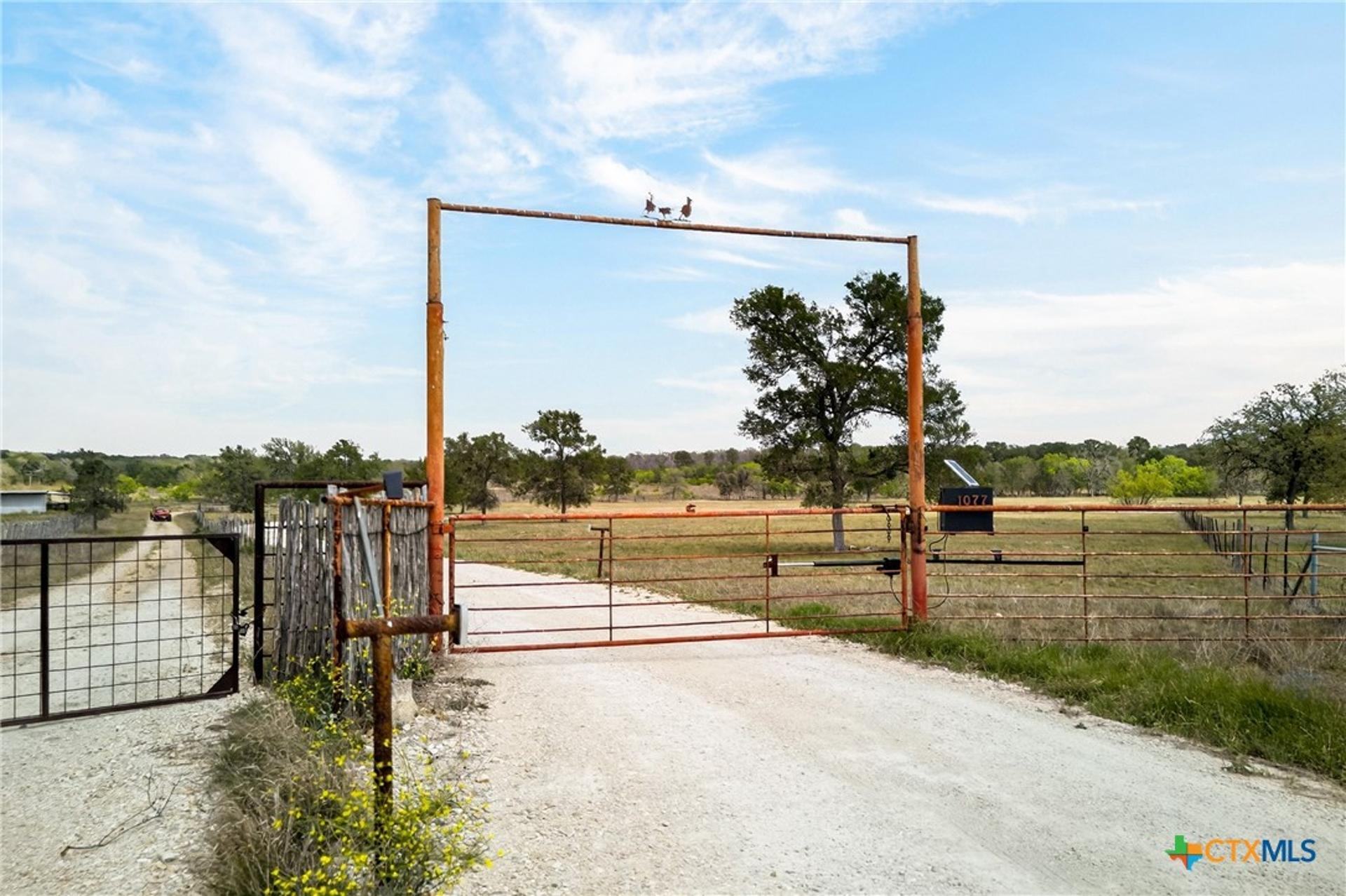 1077 Burdette Wells, Lockhart, TX, 78644