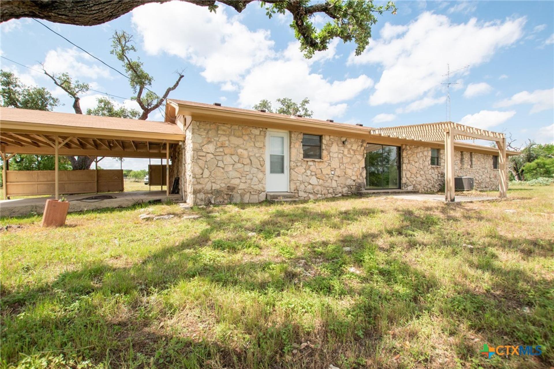 11126 Fm 581, Lometa, TX, 76853