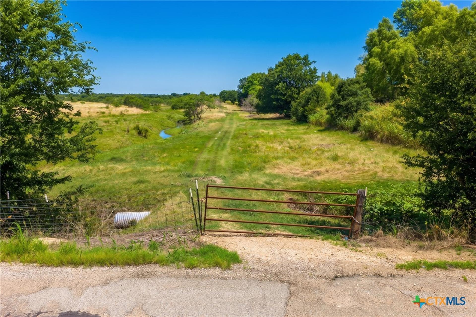 1854 County Road 104, Buckholts, TX, 76518