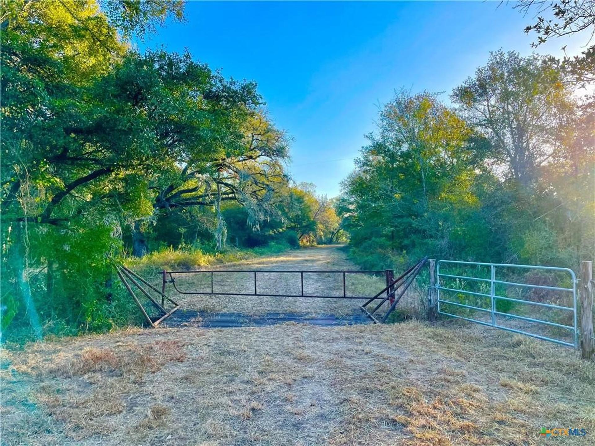 TBD Fm-530, Hallettsville, TX, 77964