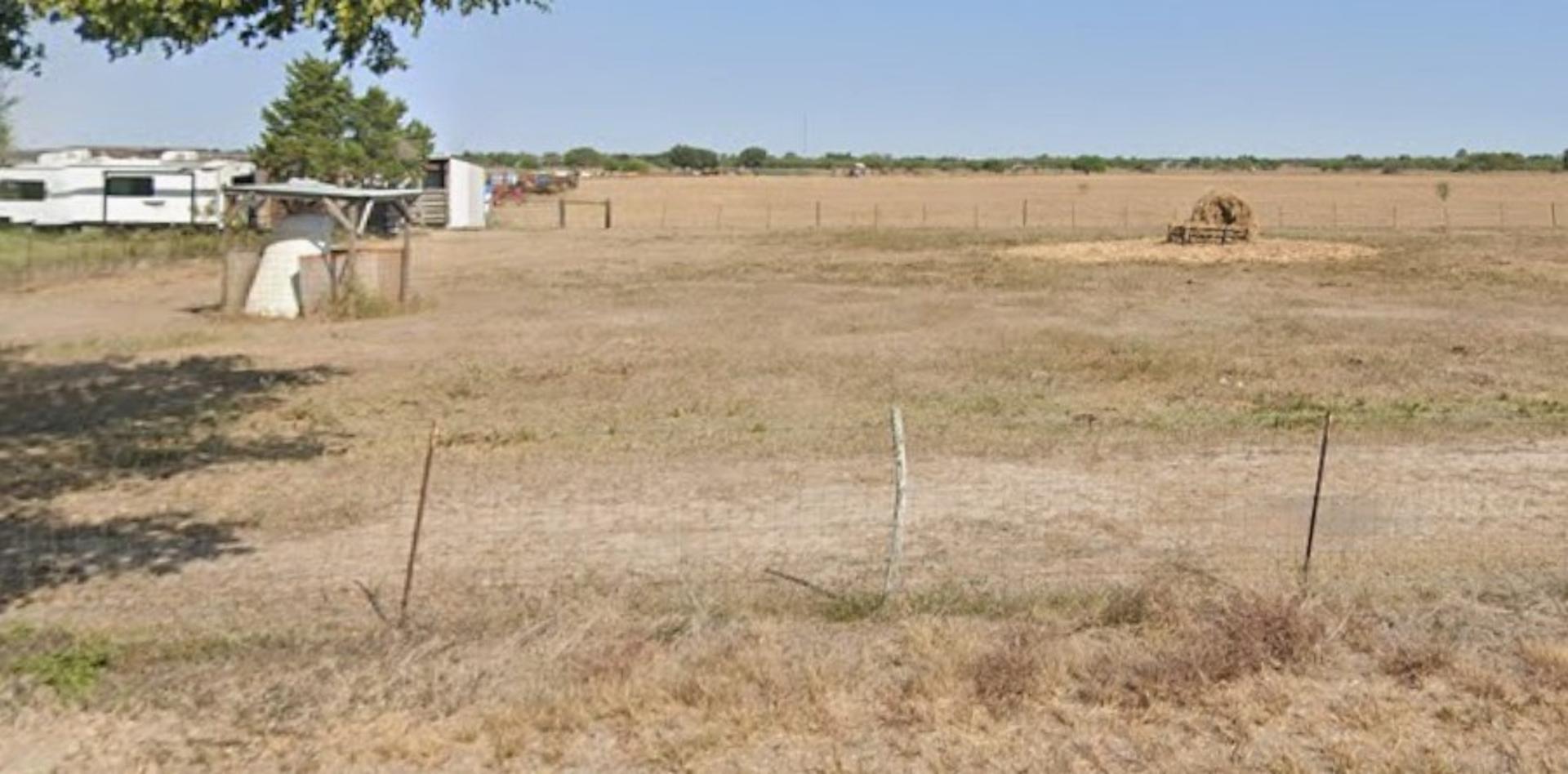 37070 Bell road, Hempstead, TX, 77445