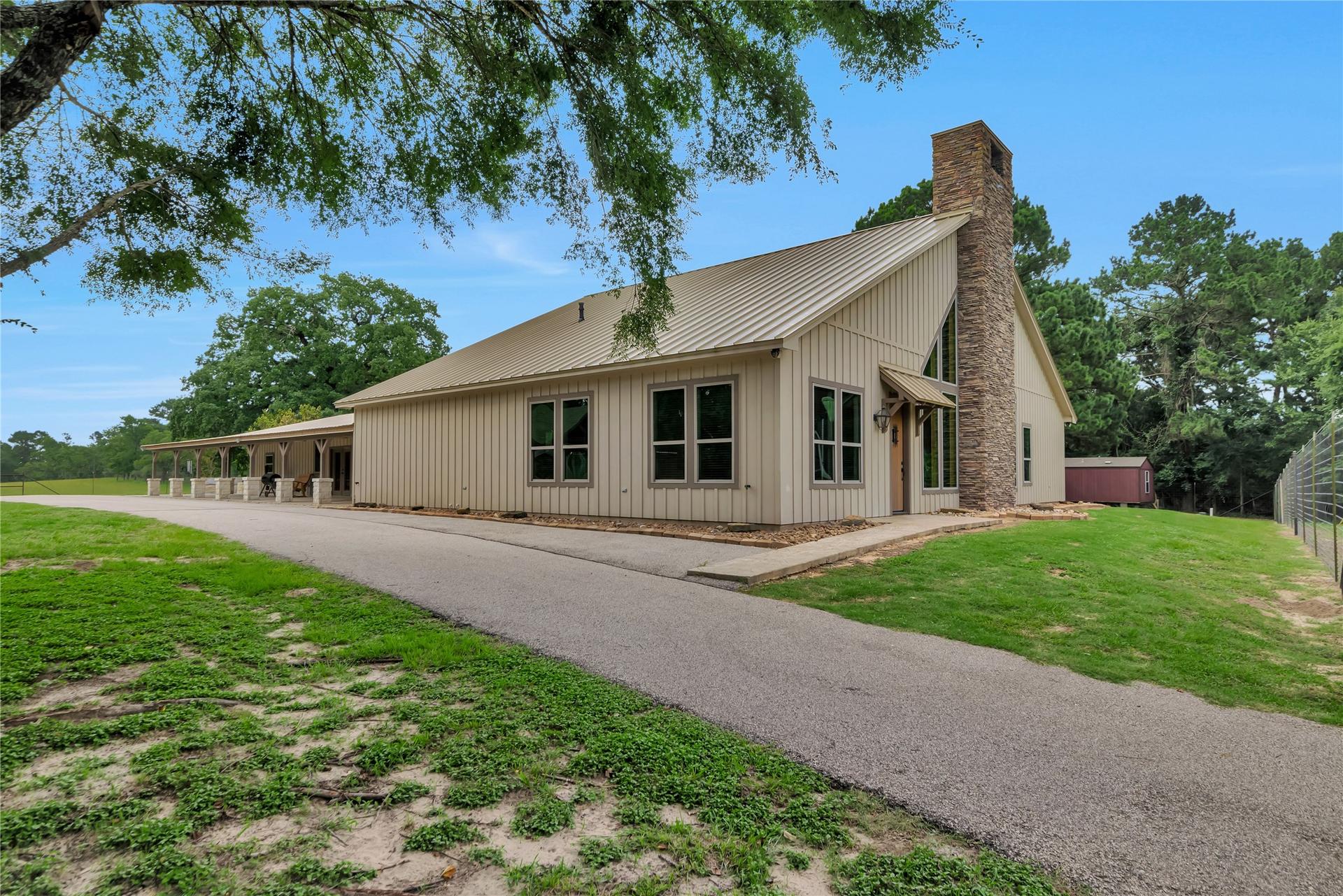15184 FM 2620, Bedias, TX, 77831