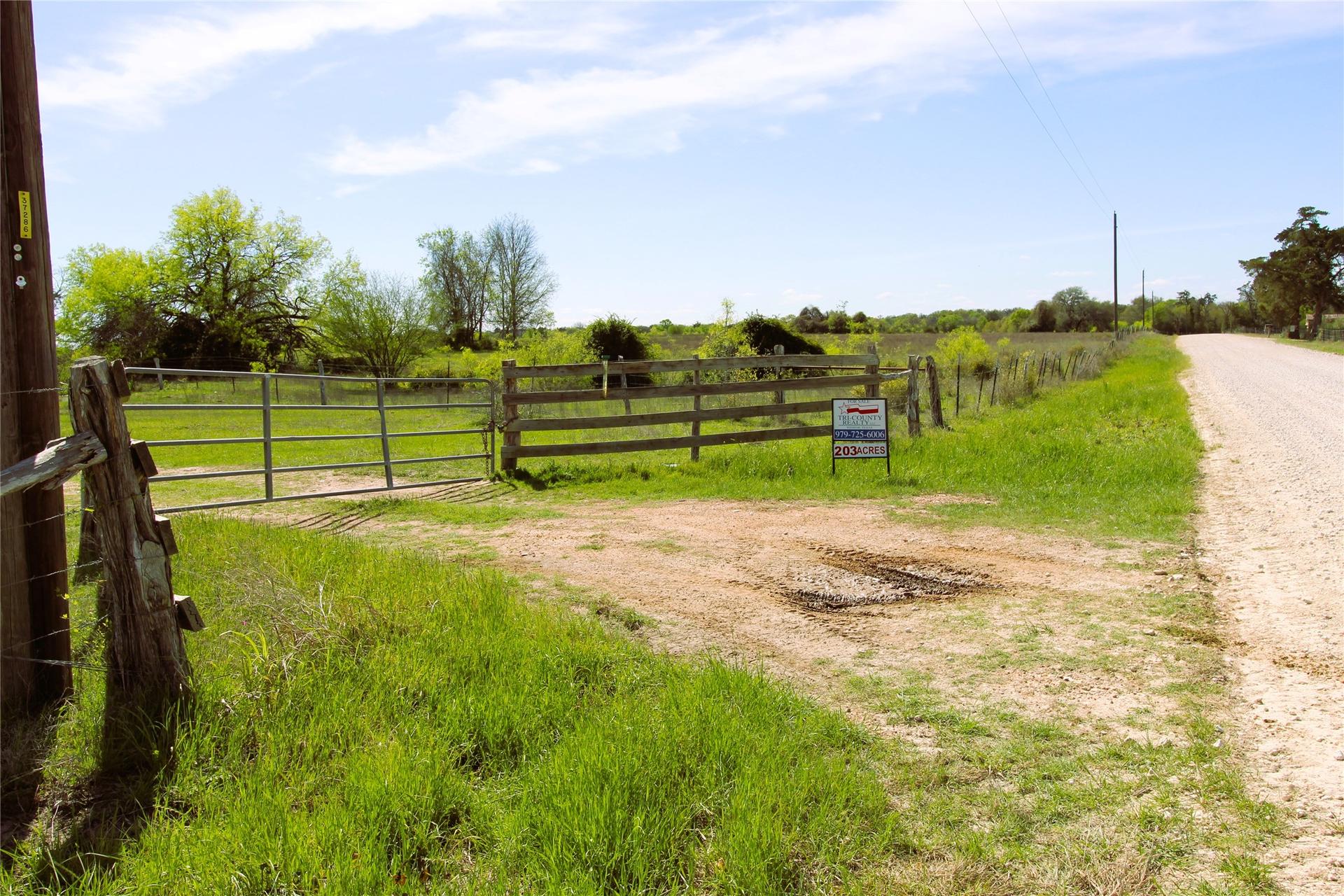 TBD County Road 138, Hallettsville, TX, 77964