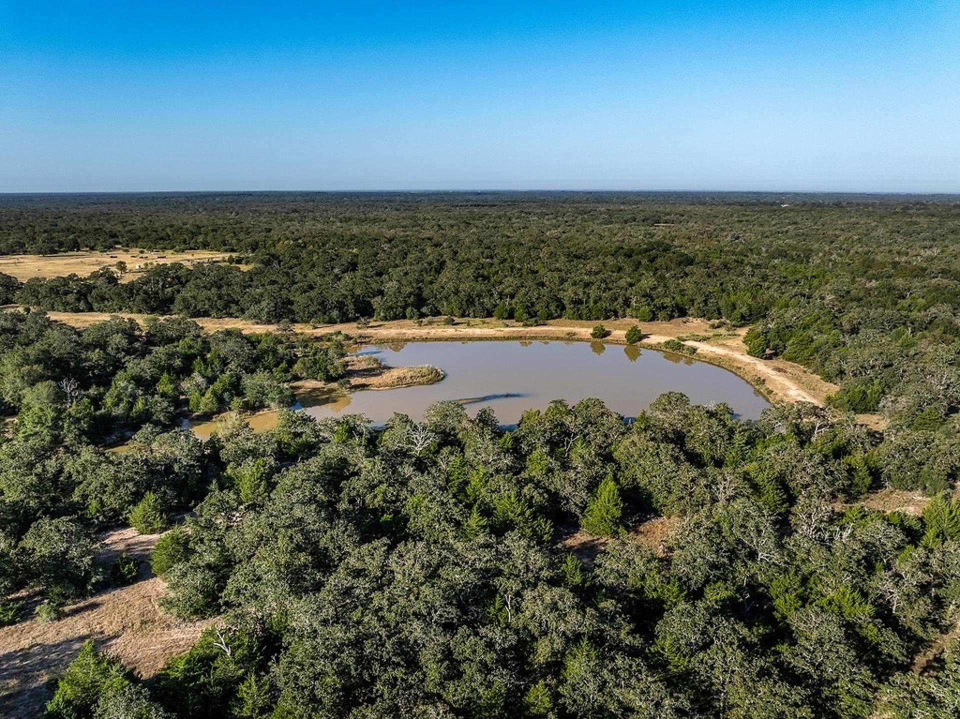1883 County Road 273, Weimar, TX, 78962