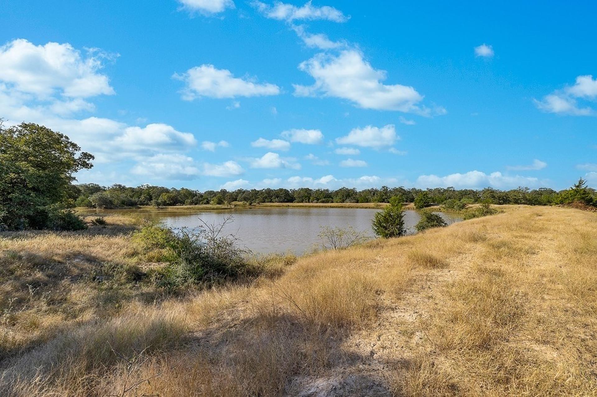 1883 County Road 273, Weimar, TX, 78962