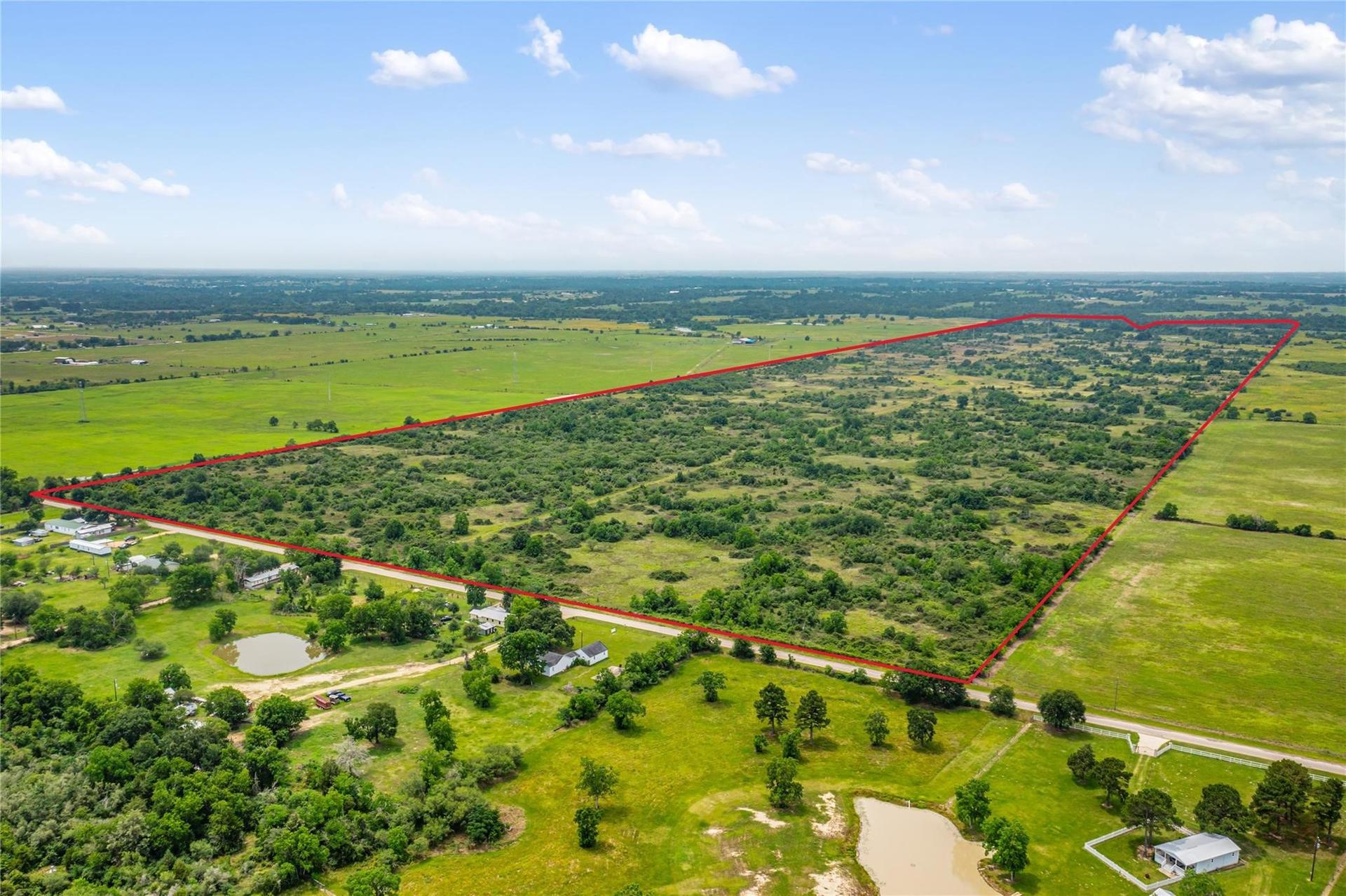 1055 Lisa Mae, Bellville, TX, 77418