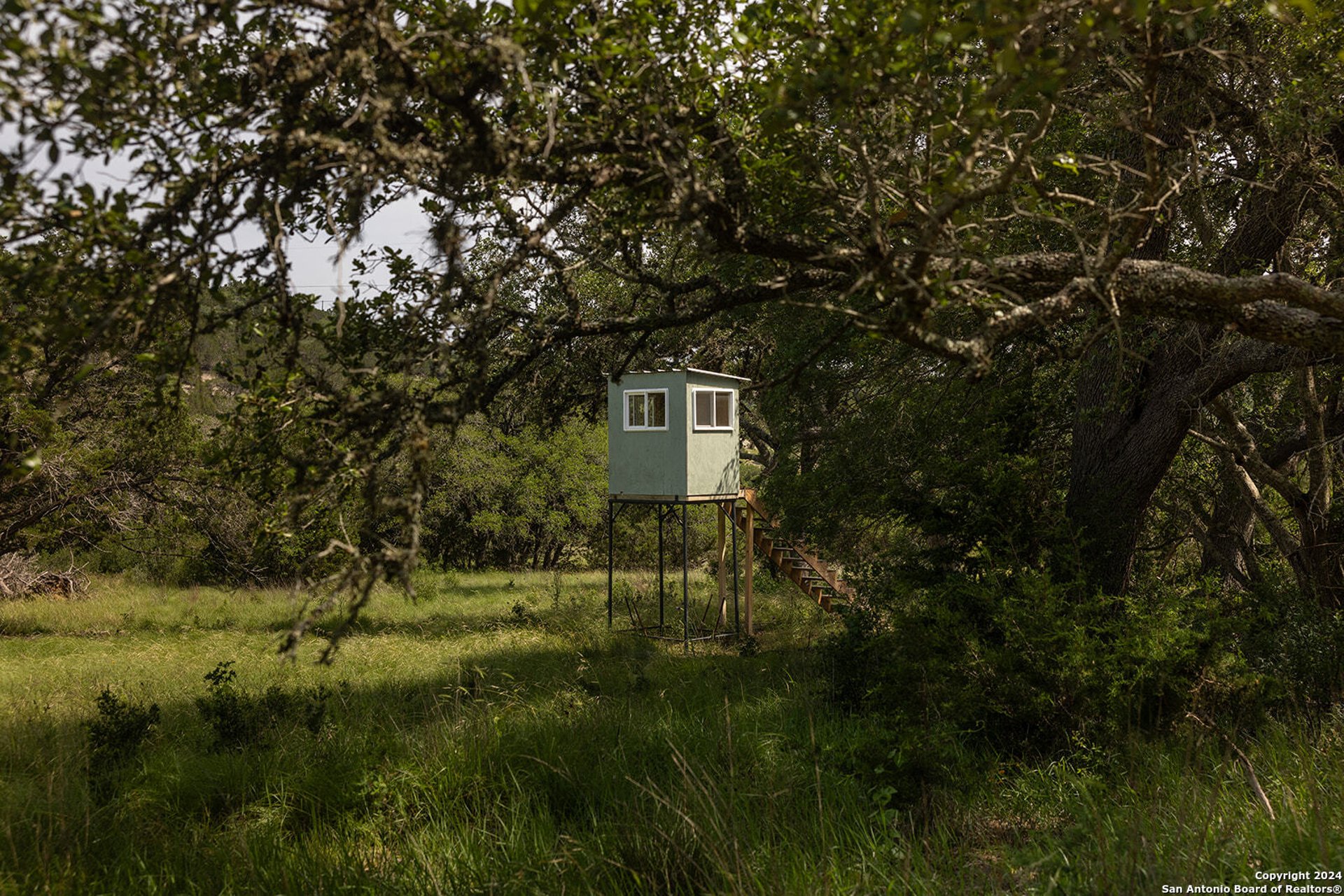 140 Twin Springs Rd N, KERRVILLE, TX, 78028