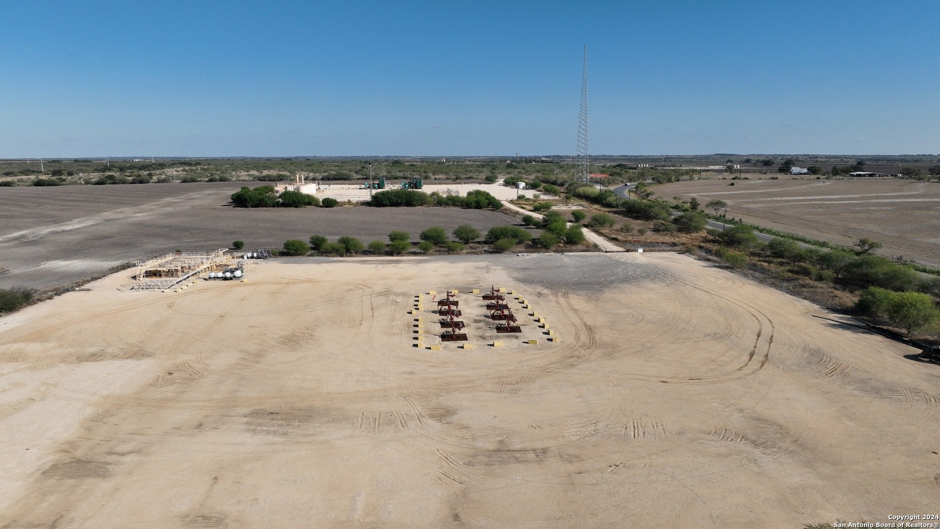 171 ACRES Highway 80, GILLETT, TX, 78116