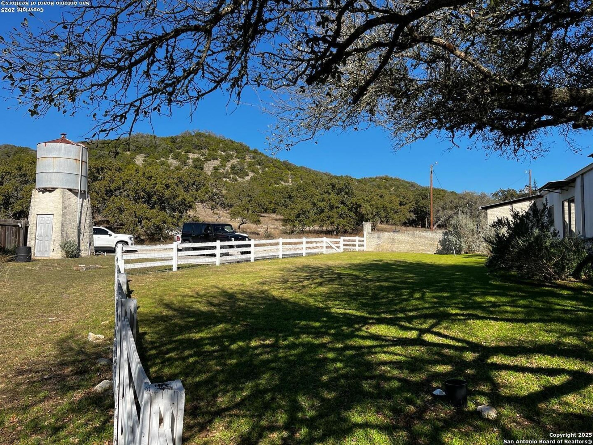 205 CRABAPPLE RD, KENDALIA, TX, 78027-1902