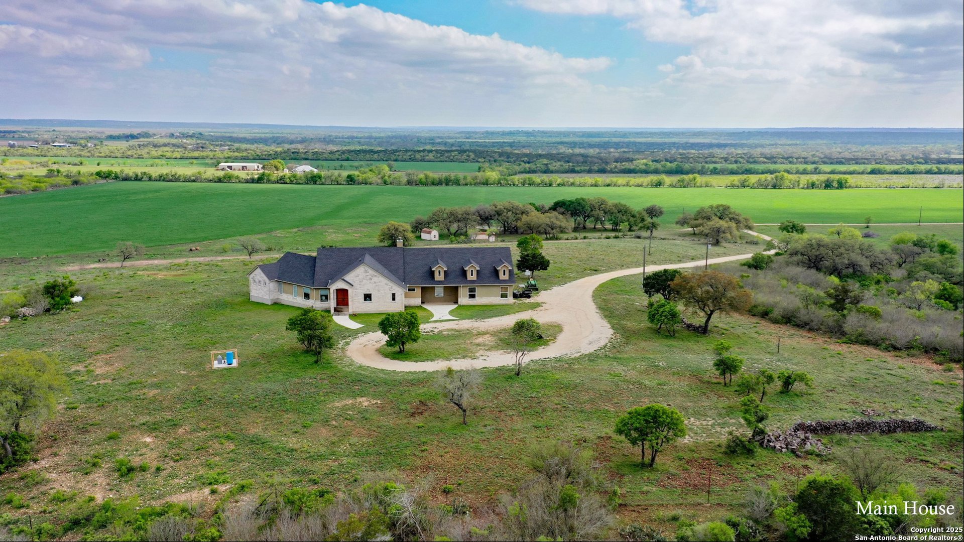 208 Private Road 378, RIO_MEDINA, TX, 78066