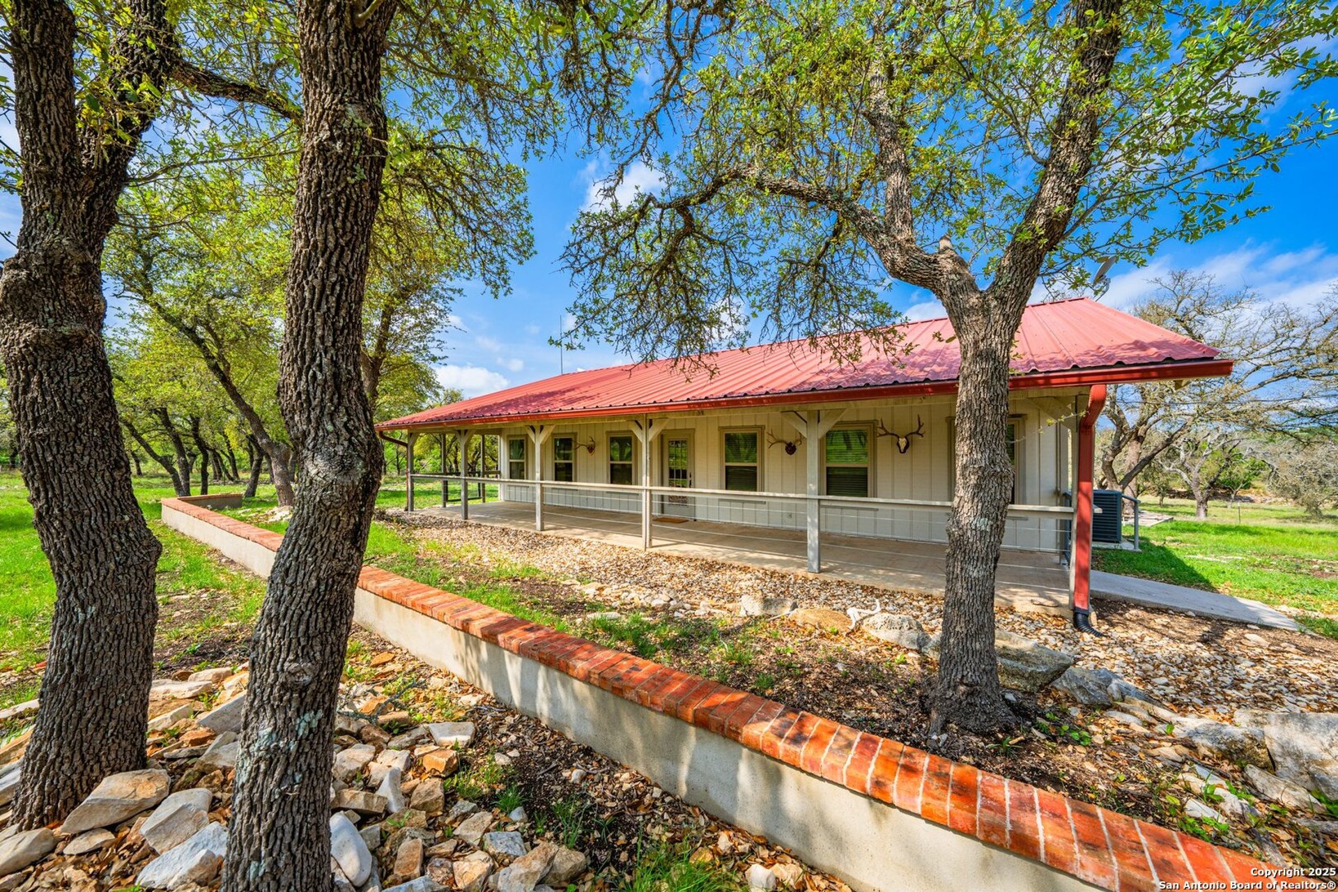 563 J B Road, HARPER, TX, 78631