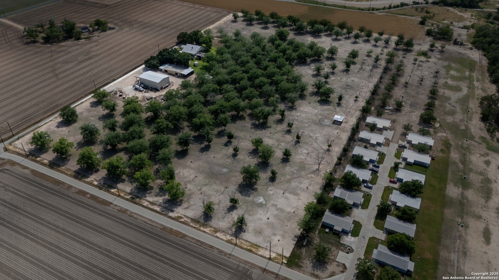 3590 County Road 4713, LACOSTE, TX, 78039