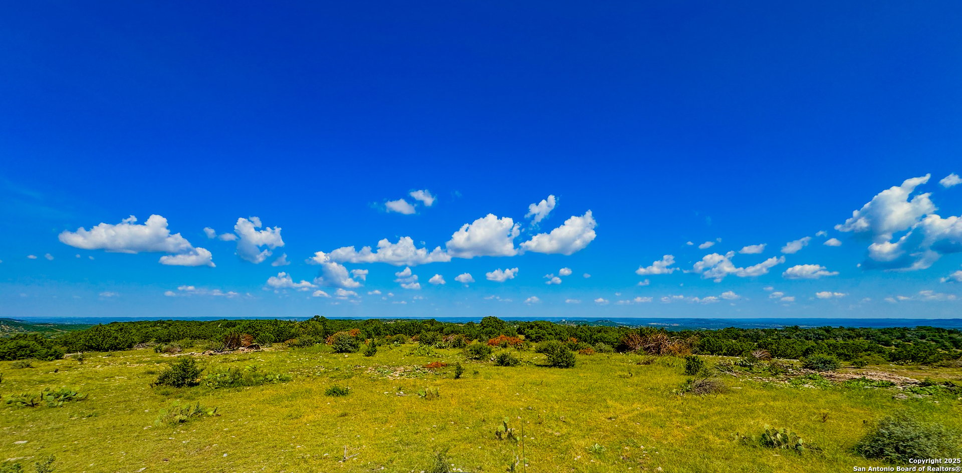 380 Holiday Rd., COMFORT, TX, 78013
