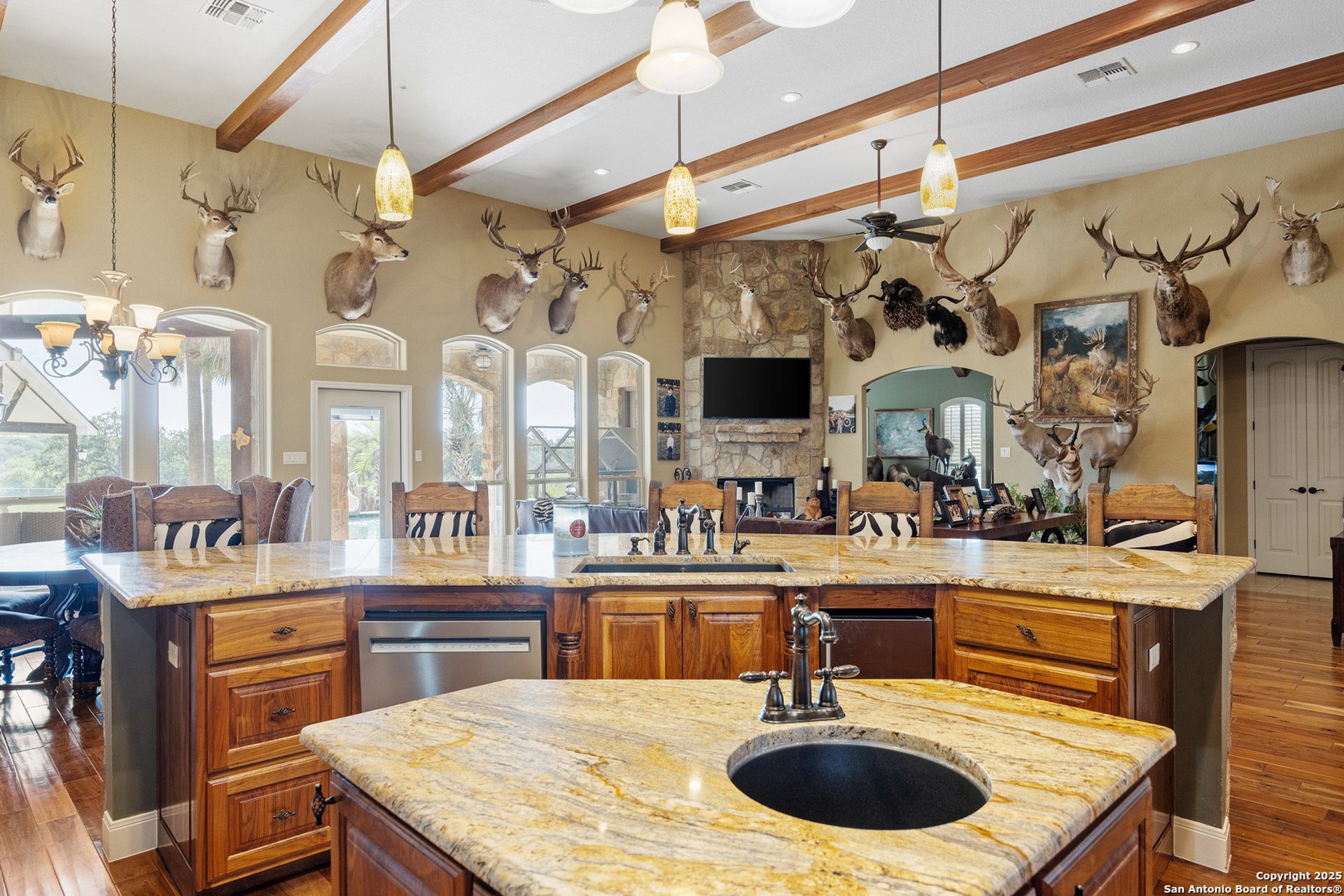 8841 Fm 775, LA_VERNIA, TX, 78121