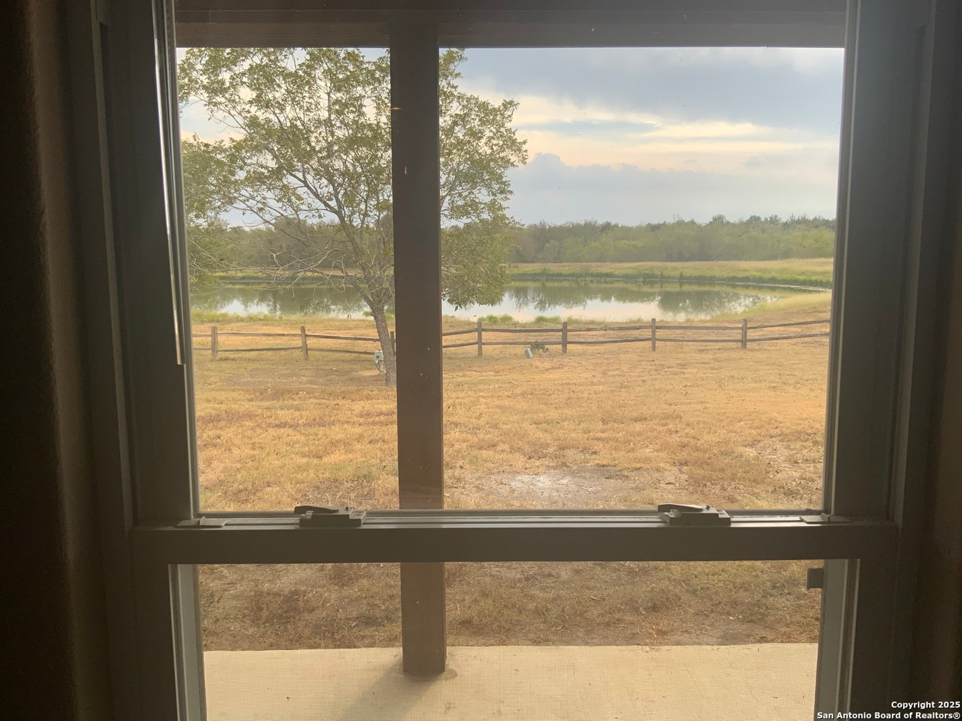 1912 Seminole Tr, DALE, TX, 78616