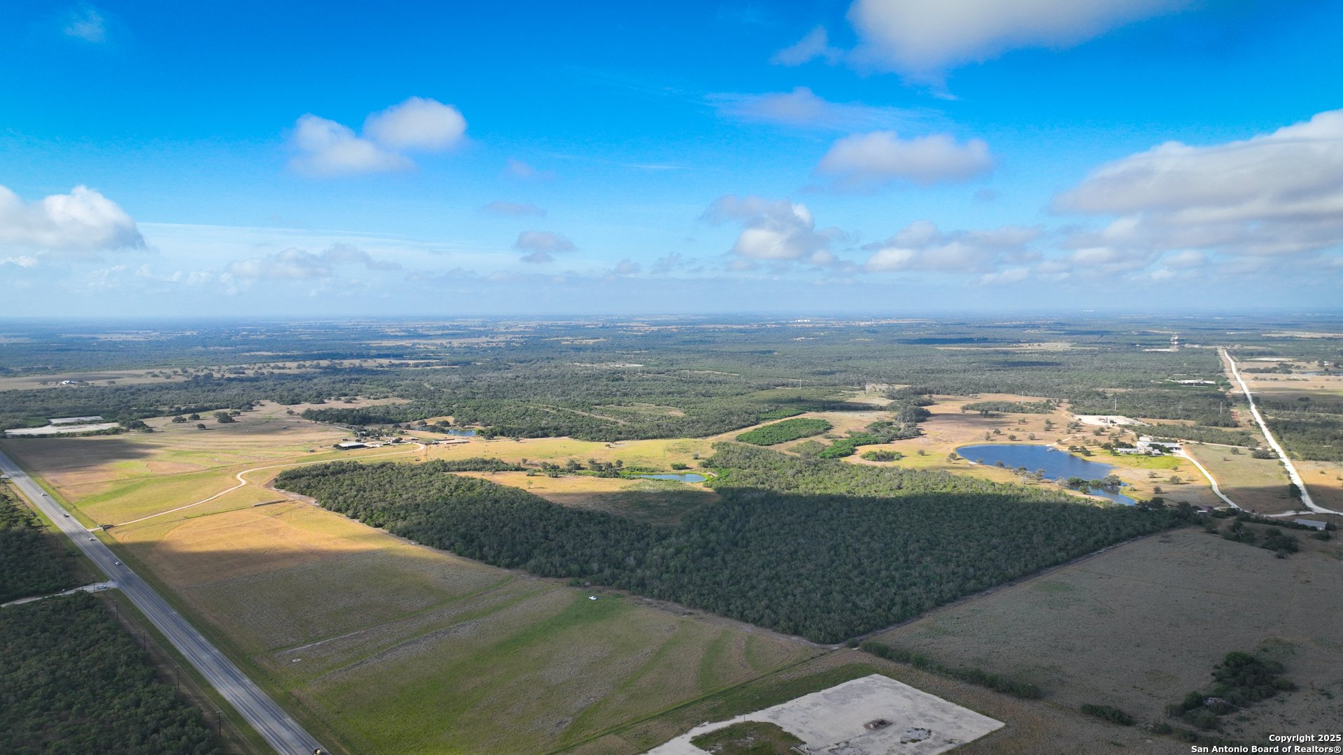 000 TX 97, GONZALES, TX, 78629