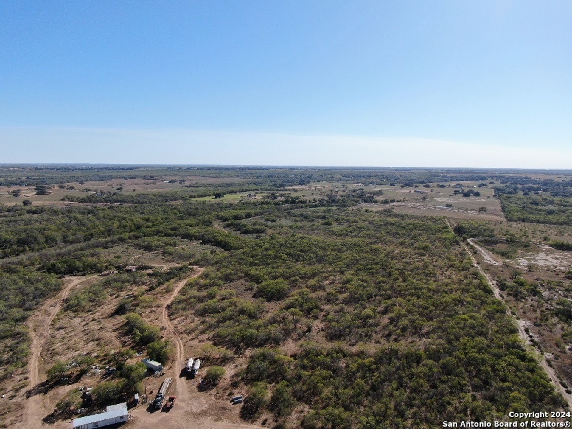 6459 Fm 536, FLORESVILL, TX, 78114