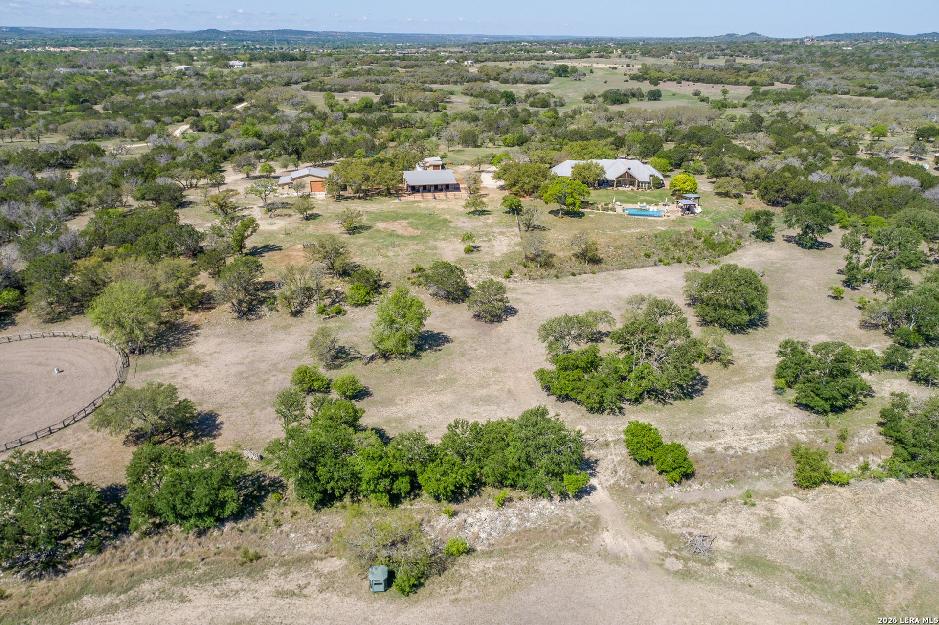 395 Bluff Creek, CENTERPOIN, TX, 78010