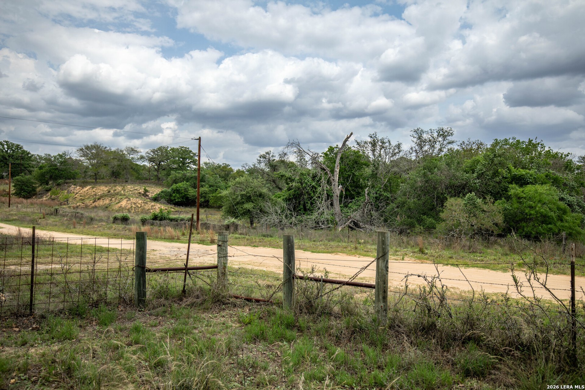 132 ROEMER LN W, FLORESVILL, TX, 78114