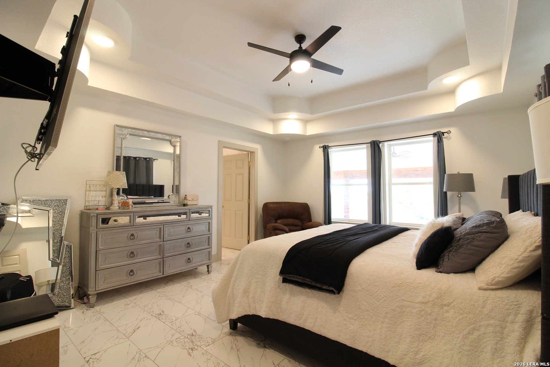 101 County Road 135, FLORESVILL, TX, 78114