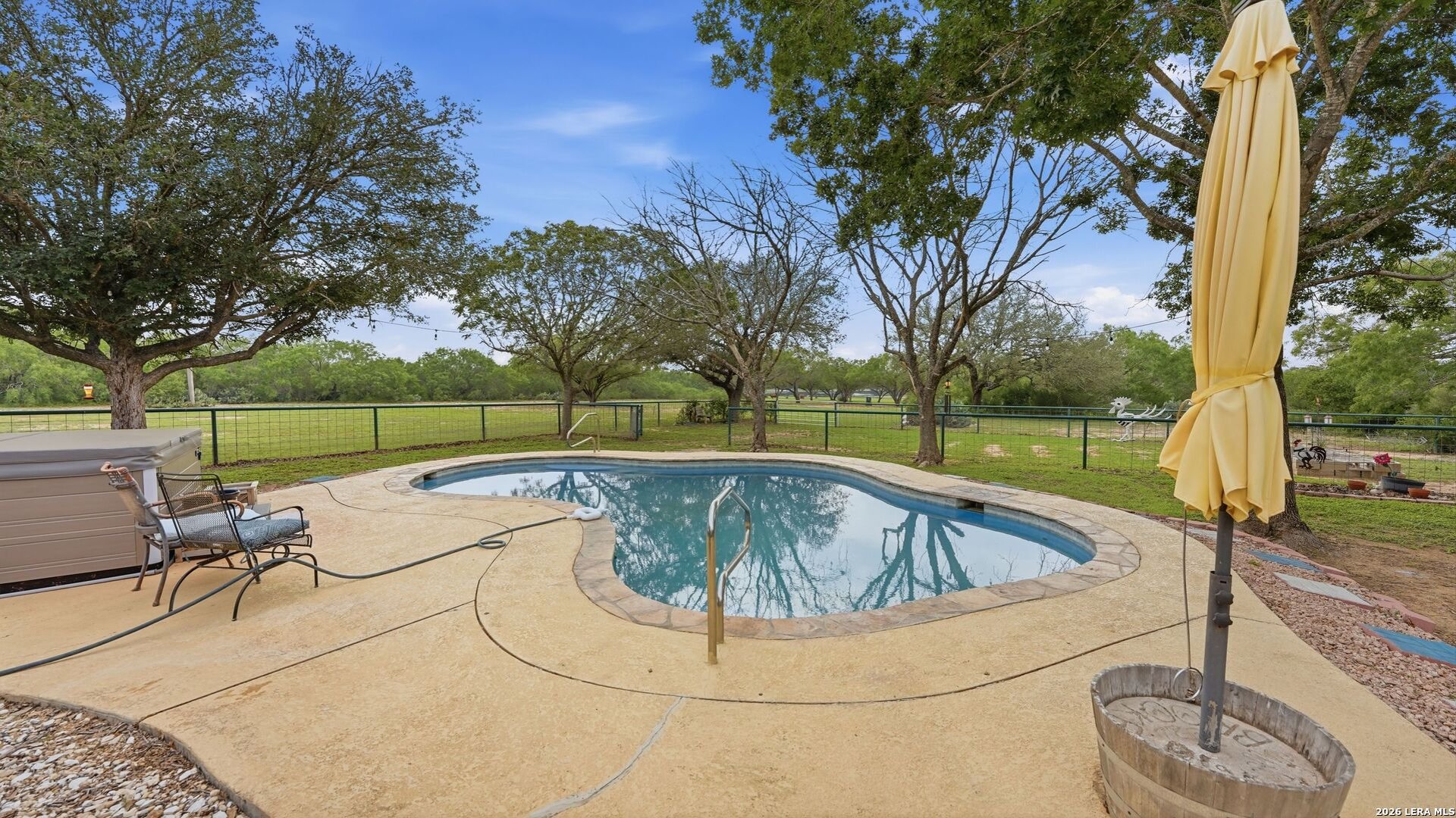 3833 County Road 2880